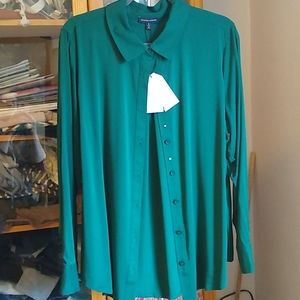 Universal Standard Grace Eco Shirt in Emerald